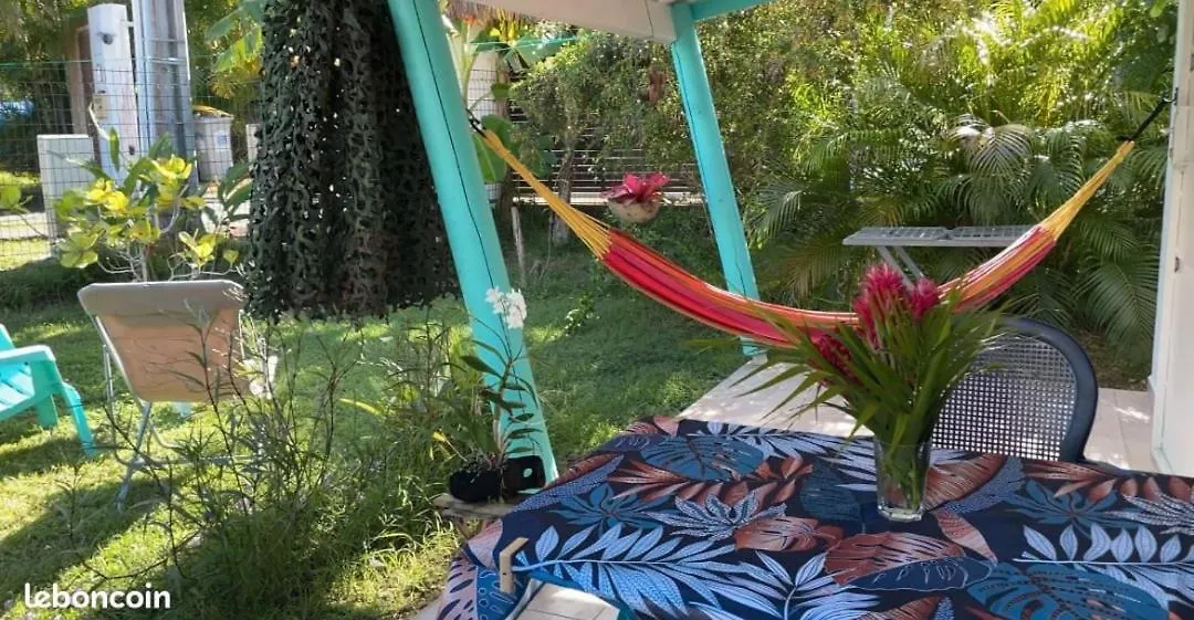 Gite Cajou Dans Jardin Tropical Ventile A Sainte-Anne Holiday home Sainte-Anne (Grande-Terre)