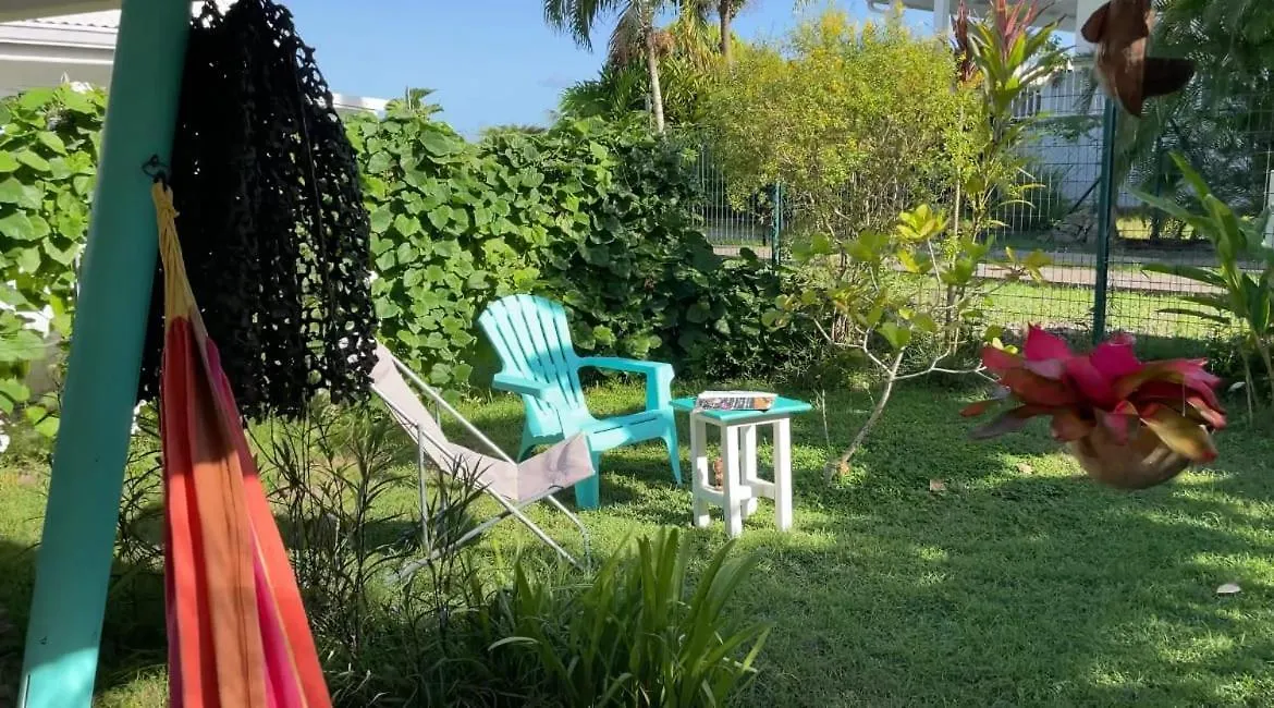Gite Cajou Dans Jardin Tropical Ventile A Sainte-Anne Guadeloupe